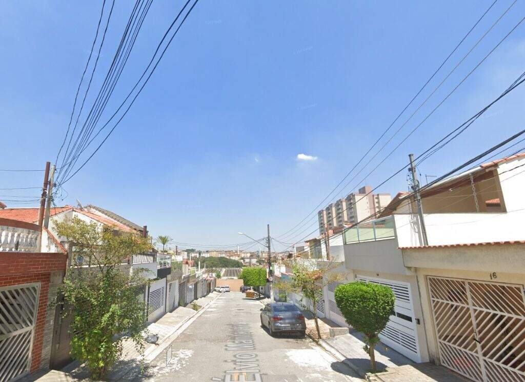 Sobrado à venda no Conjunto Residencial Pombeva: 