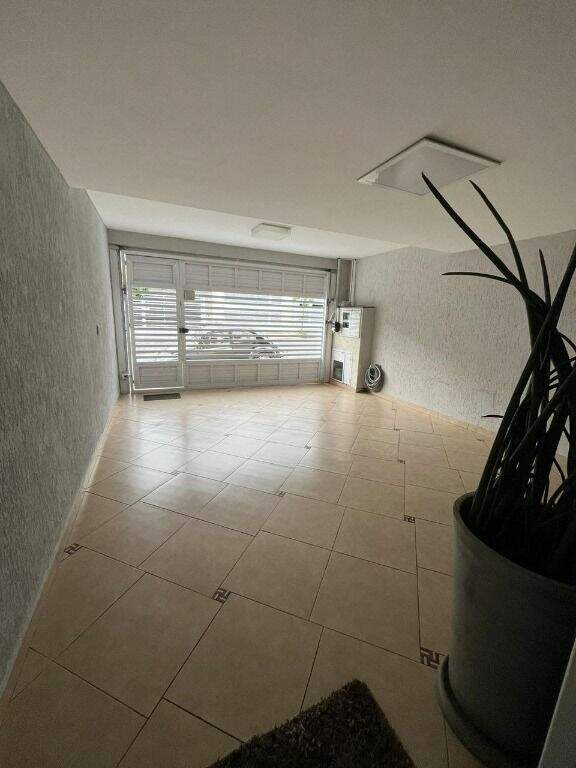 Sobrado à venda no Conjunto Residencial Pombeva: 