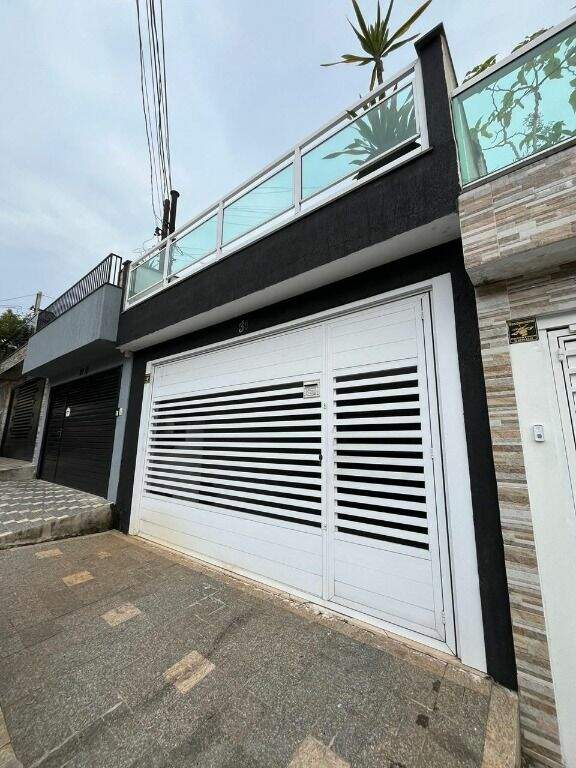 Sobrado à venda no Conjunto Residencial Pombeva: 