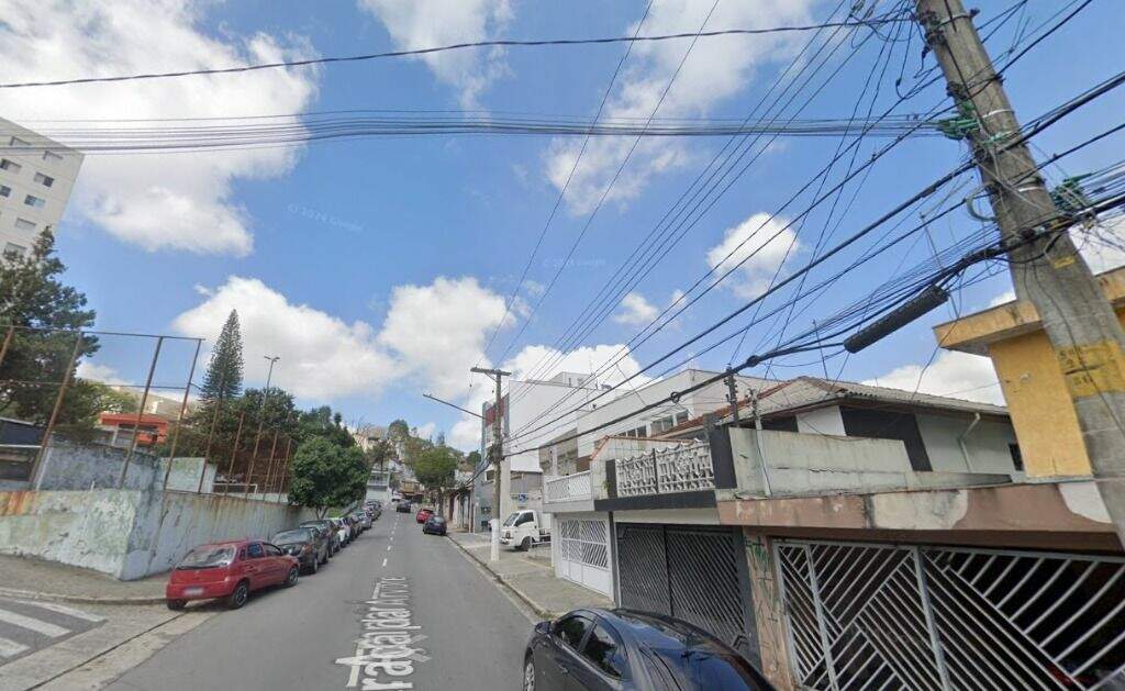 Sobrado à venda no Baeta Neves: 