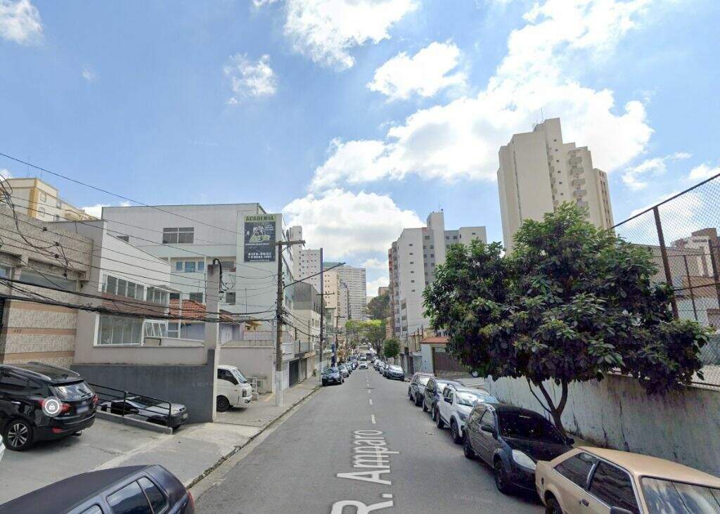 Sobrado à venda no Baeta Neves: 