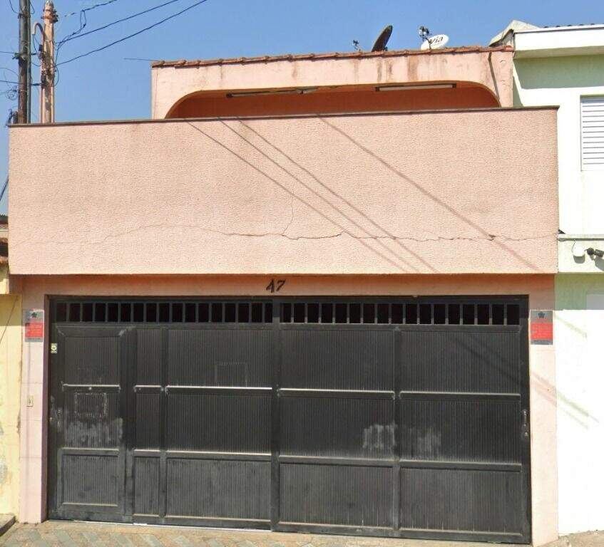 Sobrado à venda no Alves Dias: 