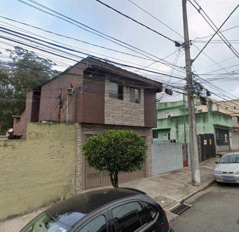 Sobrado à venda no Baeta Neves: 