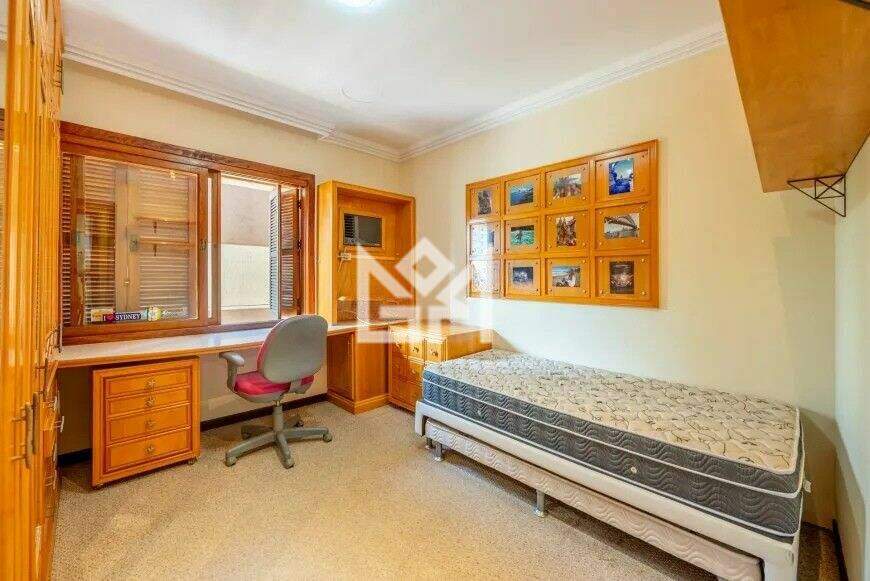 Apartamento com 3 quartos à venda, 200m² - Petrópolis - Porto Alegre: 