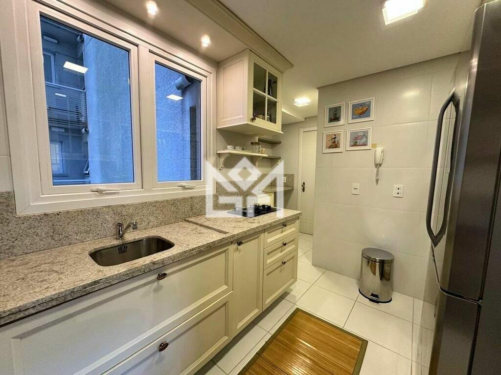 Apartamento com 3 quartos à venda, 99m² - Menino Deus - Porto Alegre: 