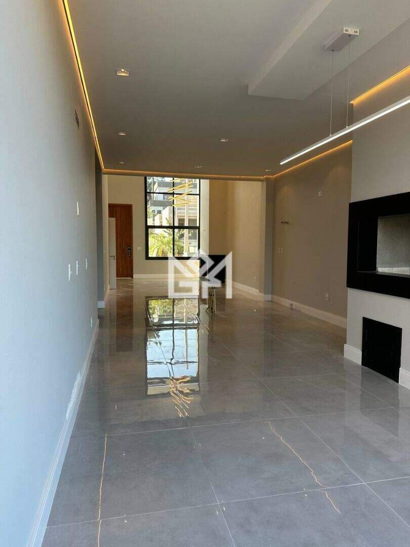 Casa com 3 quartos à venda, 155m² - Centro - Gravataí: 