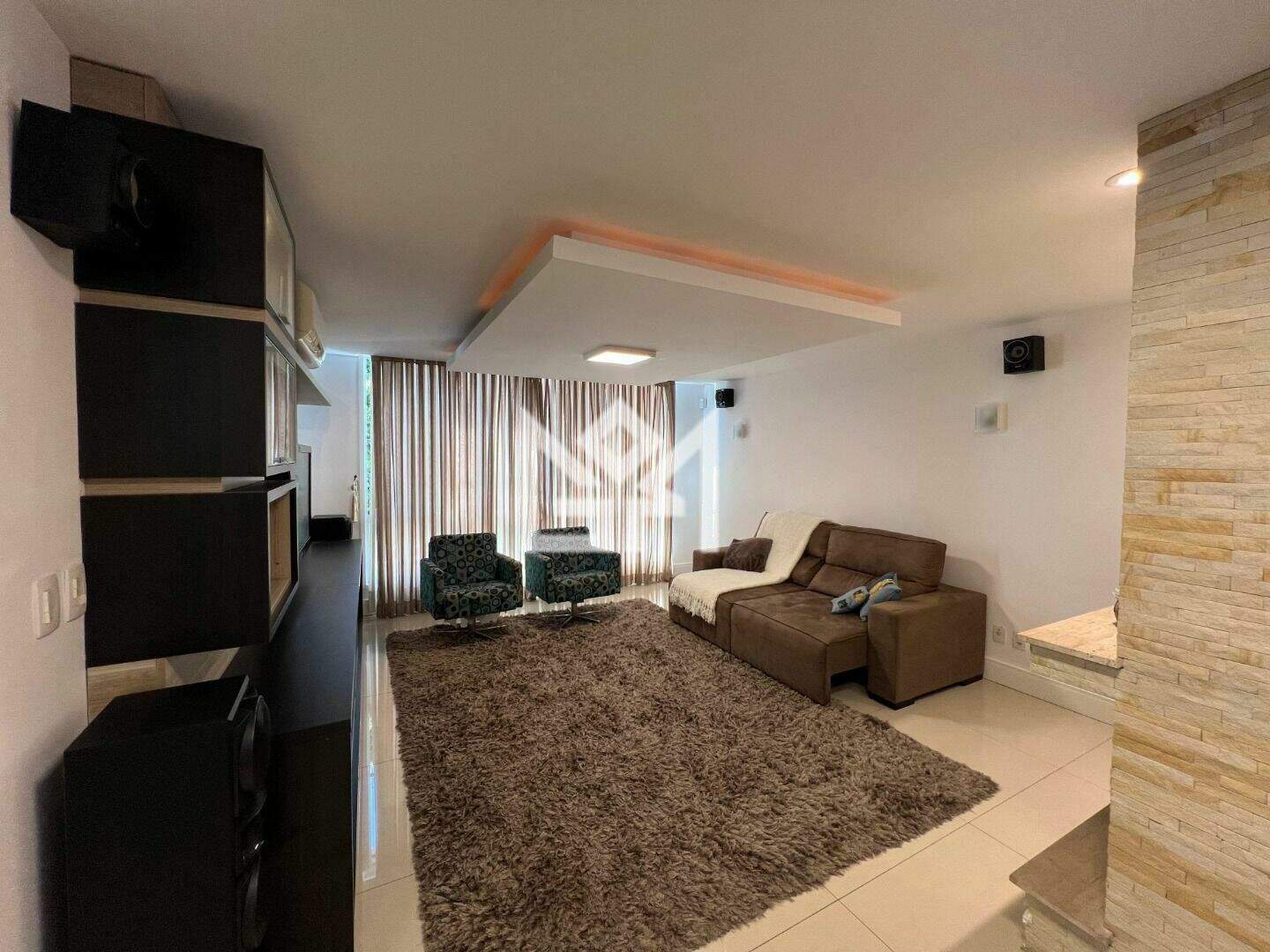 Casa com 5 quartos à venda, 250m² - Cascata - Porto Alegre: 