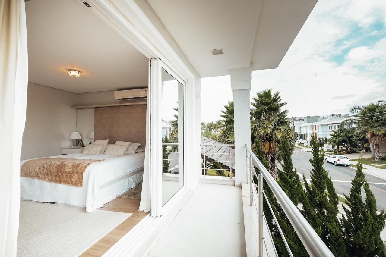 Casa com 4 quartos para aluguel, 450m² - Alphaville - Gravataí: 