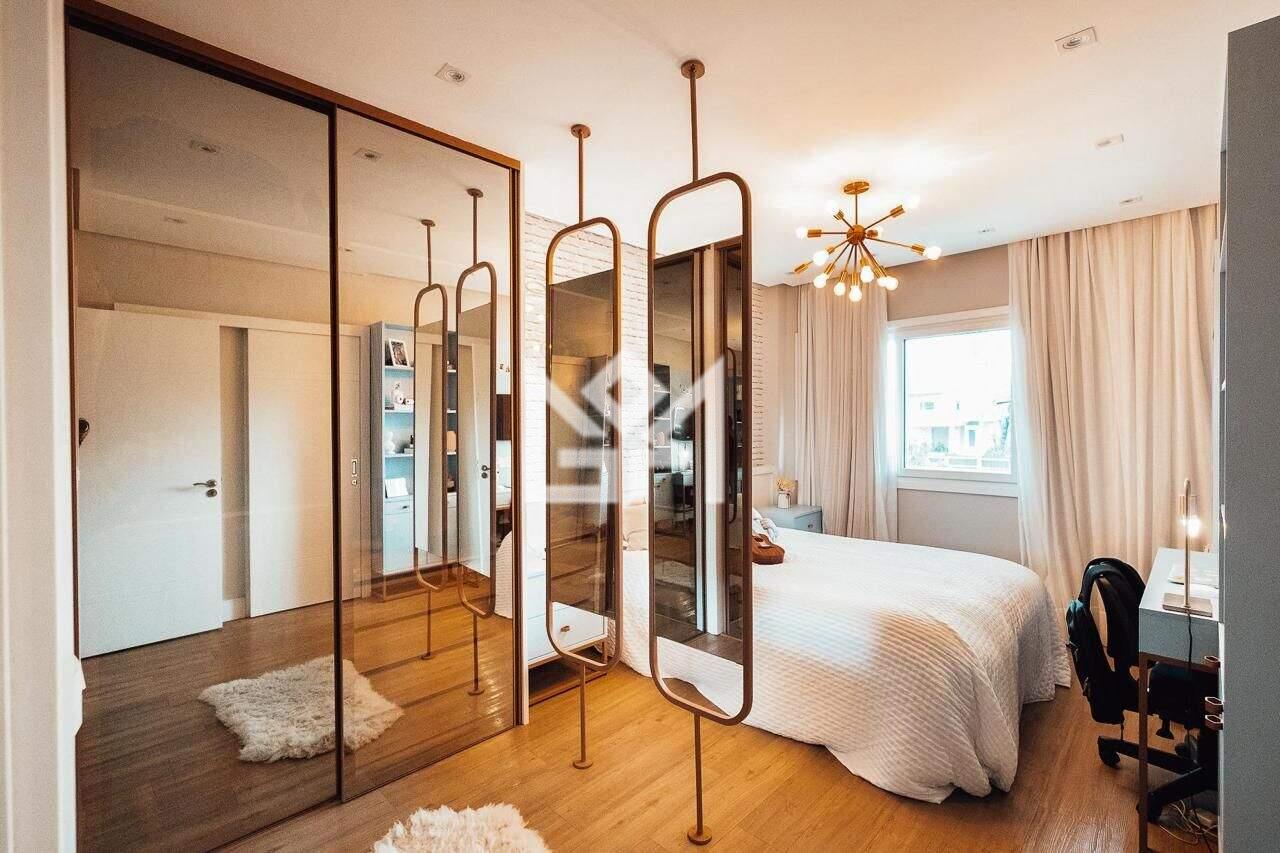 Casa com 4 quartos à venda, 450m² - Alphaville - Gravataí: 