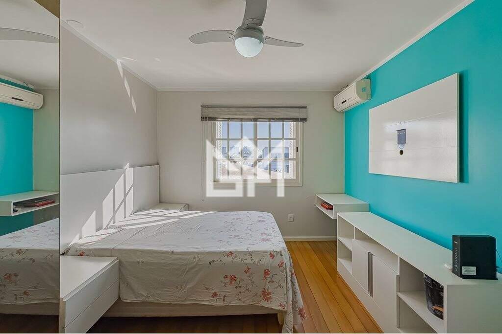 Casa com 3 quartos à venda, 215m² - Sarandi - Porto Alegre: 