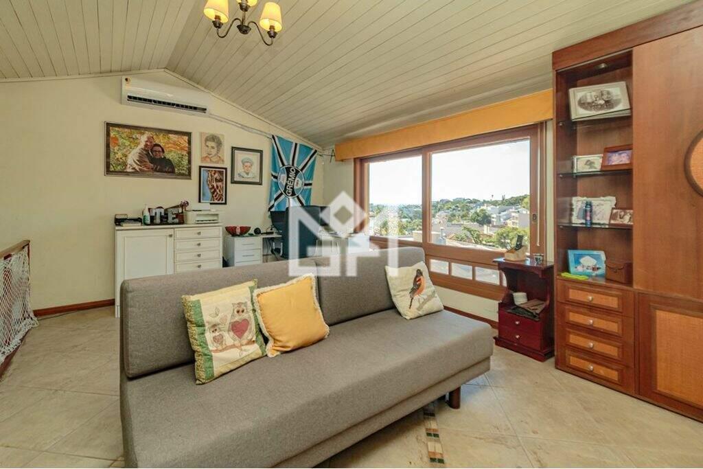 Casa com 3 quartos à venda, 166m² - Chácara das Pedras - Porto Alegre: 