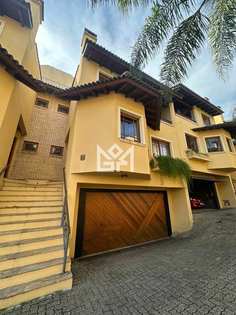 Casa com 3 quartos à venda, 235,01m² - Tristeza - Porto Alegre: 