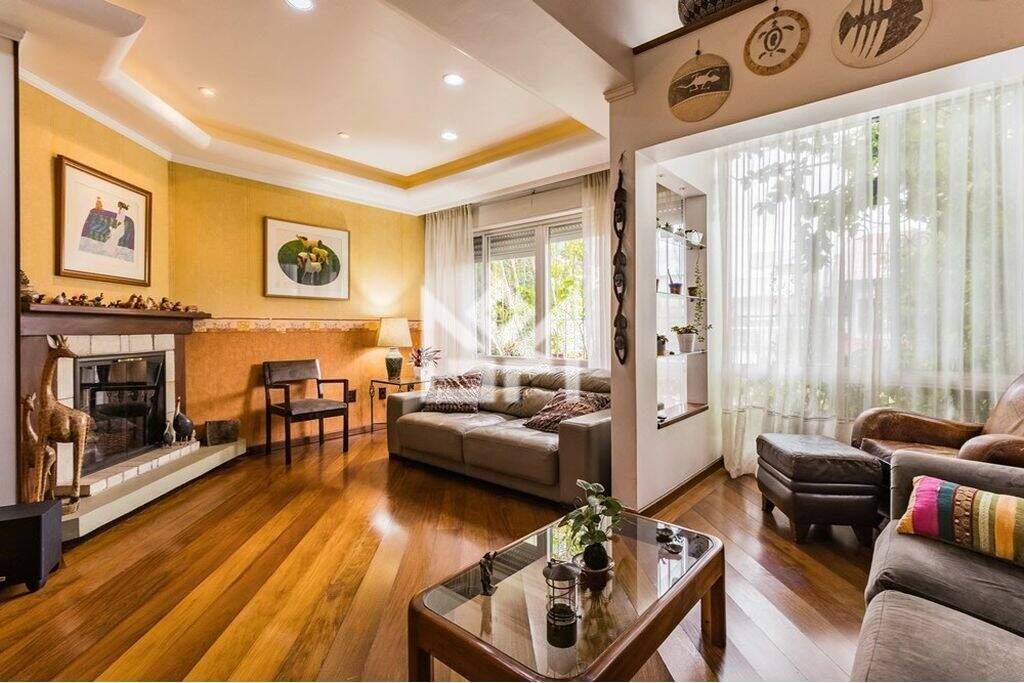 Casa com 3 quartos à venda, 212m² - Jardim Itu Sabará - Porto Alegre: 