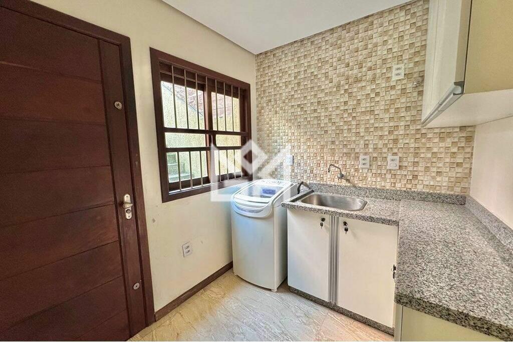 Casa com 33 quartos à venda, 237m² - Sarandi - Porto Alegre: 
