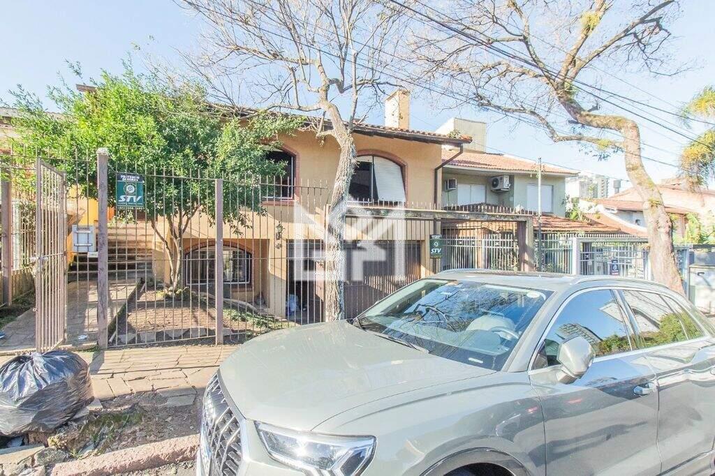 Casa com 4 quartos à venda, 291m² - Boa Vista - Porto Alegre: 
