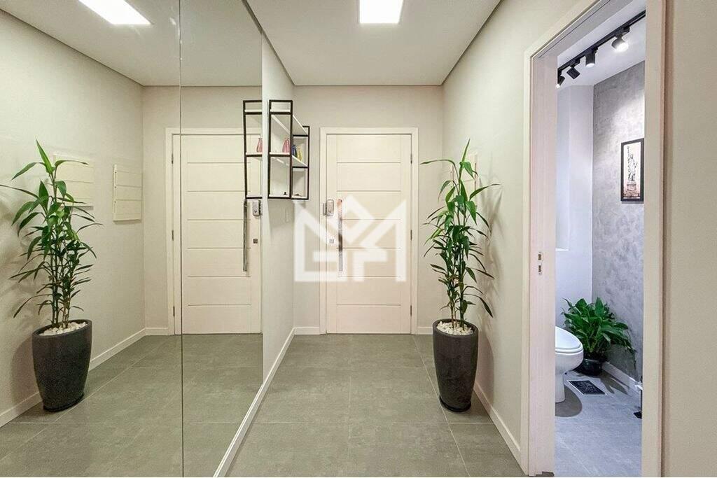 Casa com 3 quartos à venda, 226m² - Centro - Canoas: 