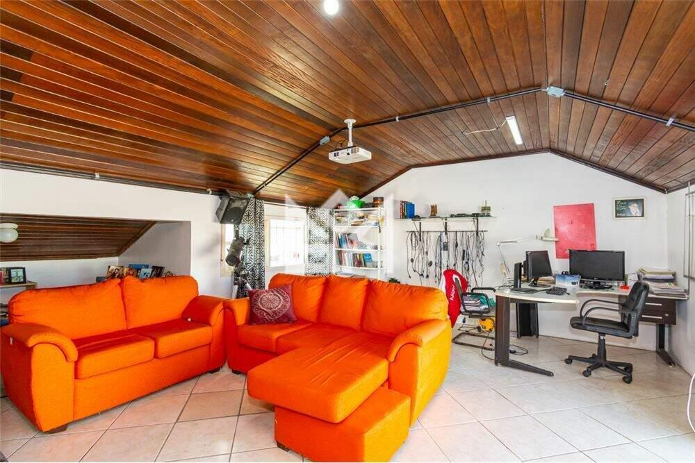 Casa com 4 quartos à venda, 294m² - Moinhos de Vento - Canoas: 