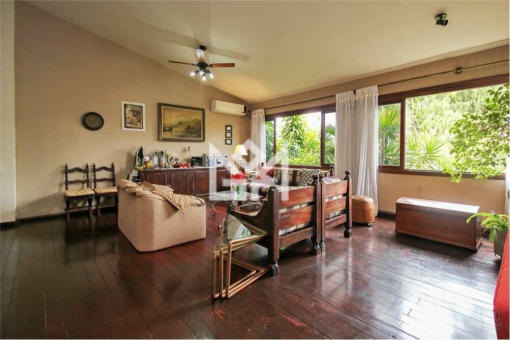 Casa com 3 quartos à venda, 252,49m² - Boa Vista - Porto Alegre: 