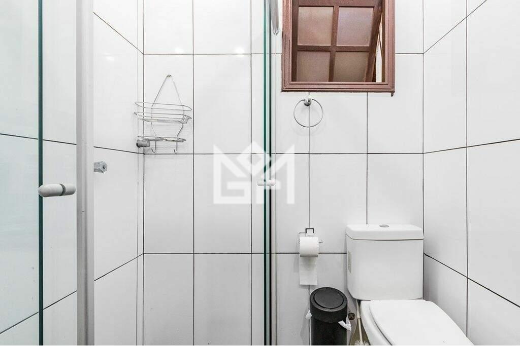 Casa com 3 quartos à venda, 180m² - Rubem Berta - Porto Alegre: 