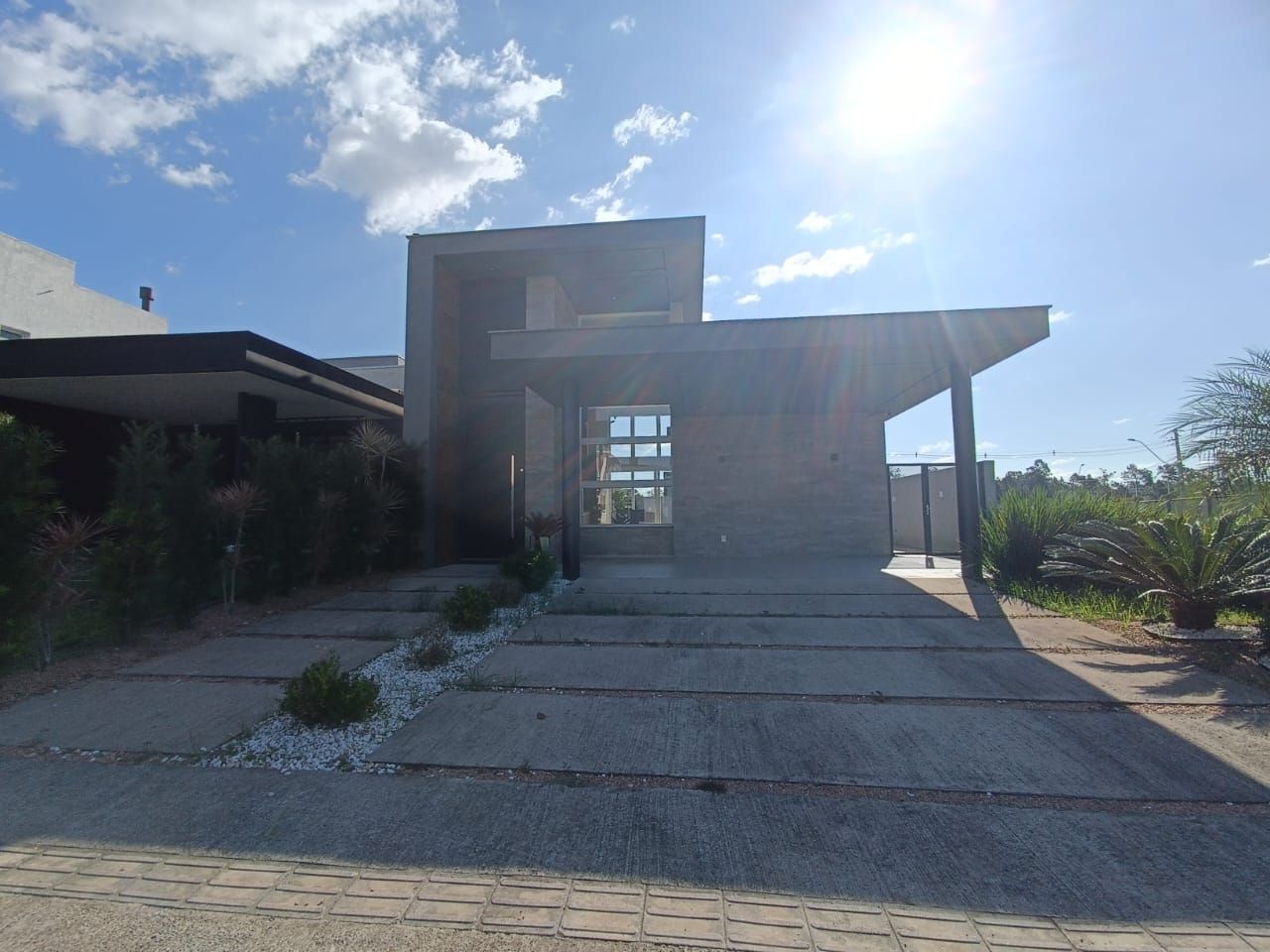 Casa com 3 quartos para aluguel, 130m² - Terras Alpha - Gravataí: 