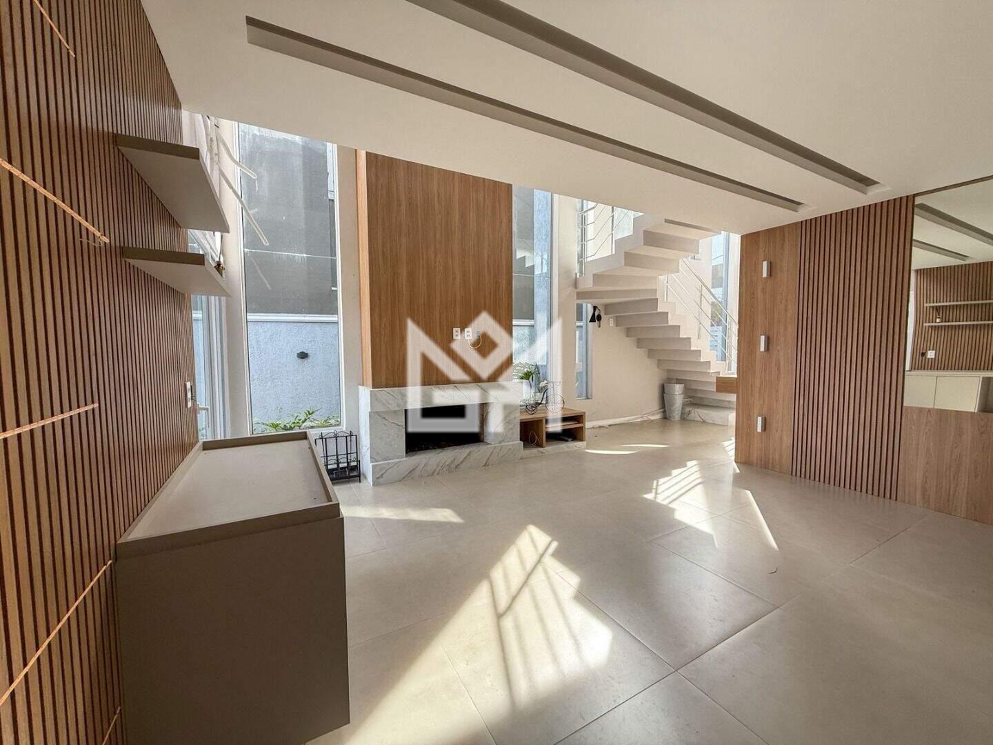 Casa com 3 quartos à venda, 170m² - Centro - Gravataí: 