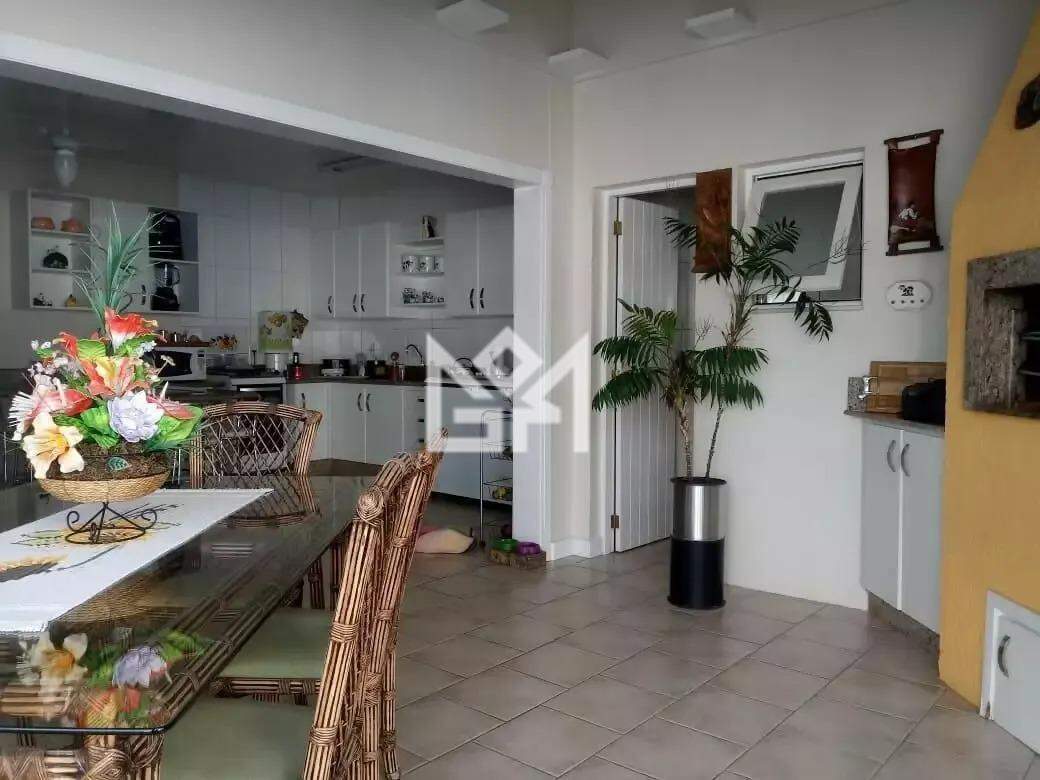 Casa com 3 quartos para aluguel, 180m² - Passo Da Areia - Porto Alegre: 