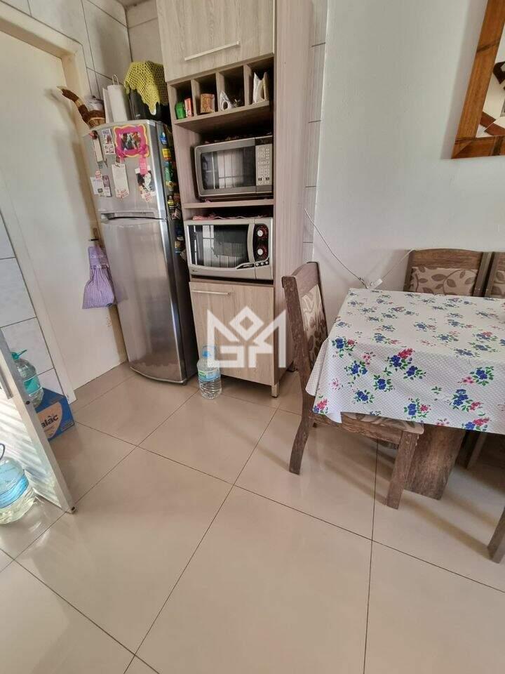 Casa com 2 quartos à venda, 60m² - Barnabé - Gravataí: 