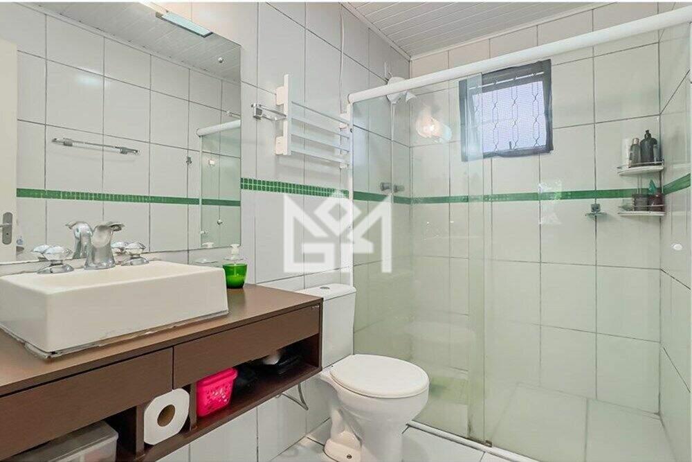 Casa com 2 quartos à venda, 200m² - Santa Maria Goretti - Porto Alegre: 