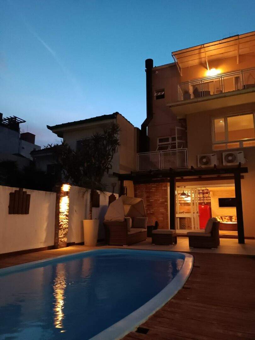 Casa com 3 quartos para aluguel, 392m² - Higienópolis - Porto Alegre: 