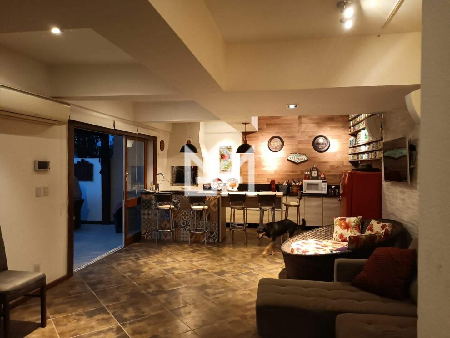 Casa com 3 quartos à venda, 392m² - Higienópolis - Porto Alegre: 