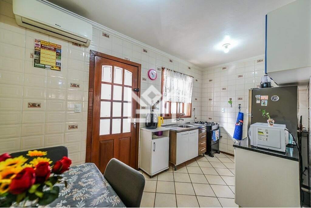 Casa com 2 quartos à venda, 72m² - Hípica - Porto Alegre: 