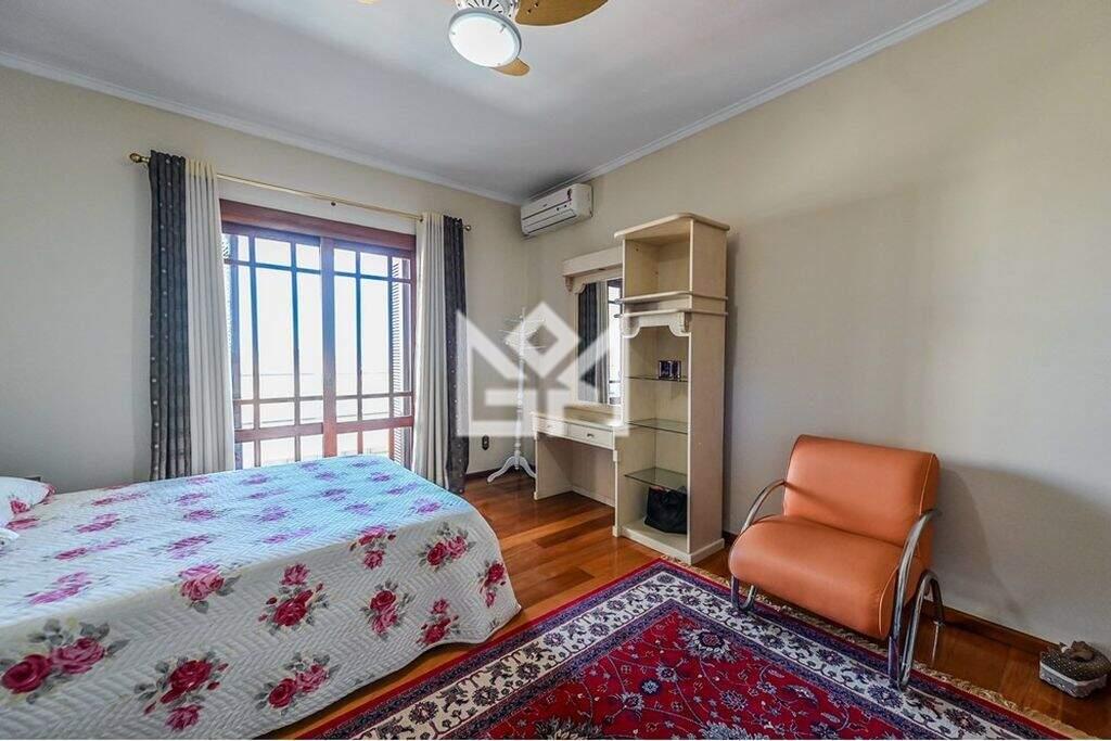 Casa com 3 quartos à venda, 451,81m² - Nonoai - Porto Alegre: 