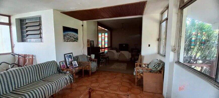 Casa com 3 quartos para aluguel, 600m² - Jardim Lindóia - Porto Alegre: 