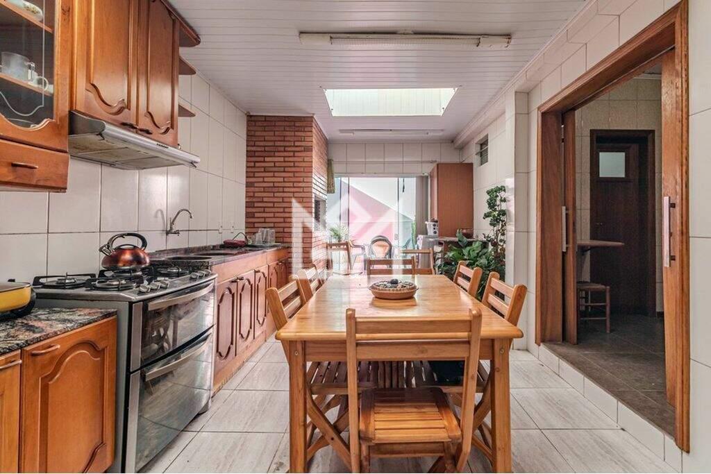 Casa com 3 quartos à venda, 177m² - Sarandi - Porto Alegre: 