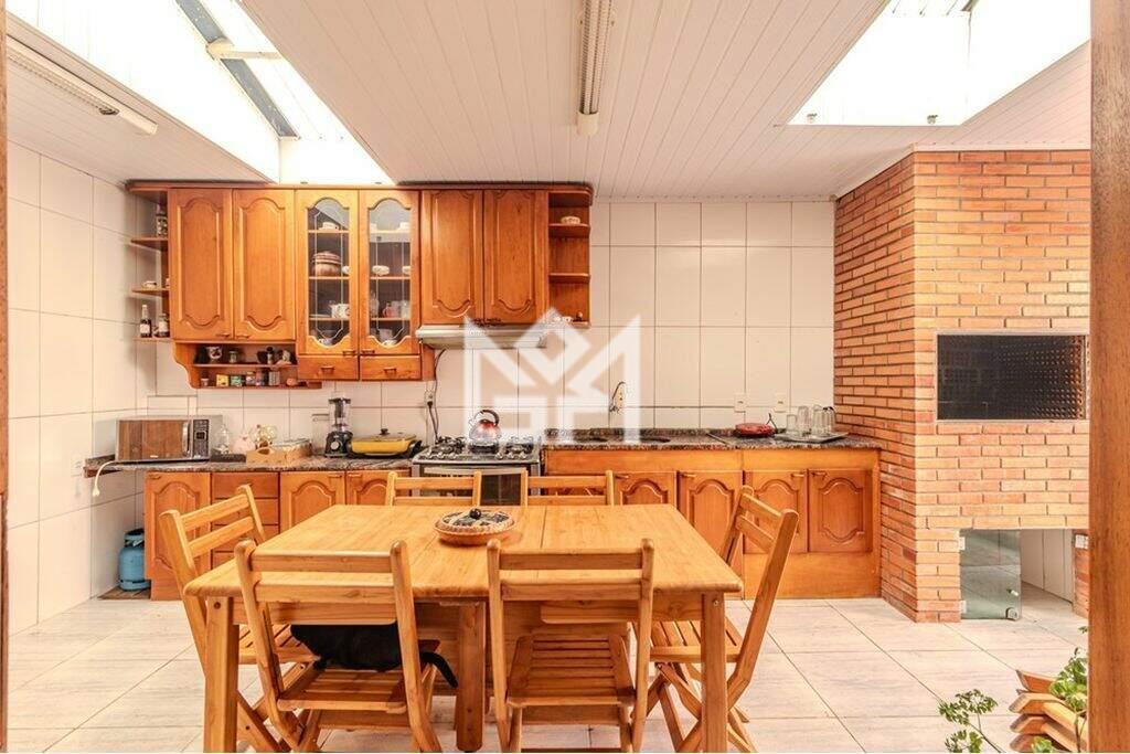 Casa com 3 quartos à venda, 177m² - Sarandi - Porto Alegre: 