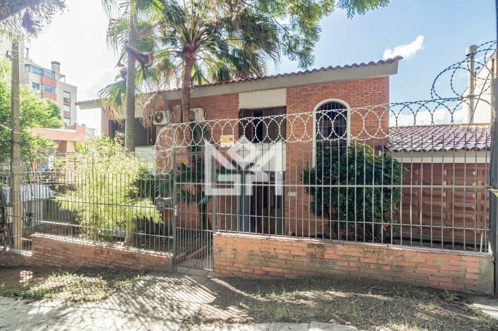 Casa com 4 quartos à venda, 247m² - Cristal - Porto Alegre: 