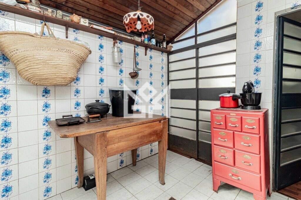 Casa com 4 quartos à venda, 247m² - Cristal - Porto Alegre: 