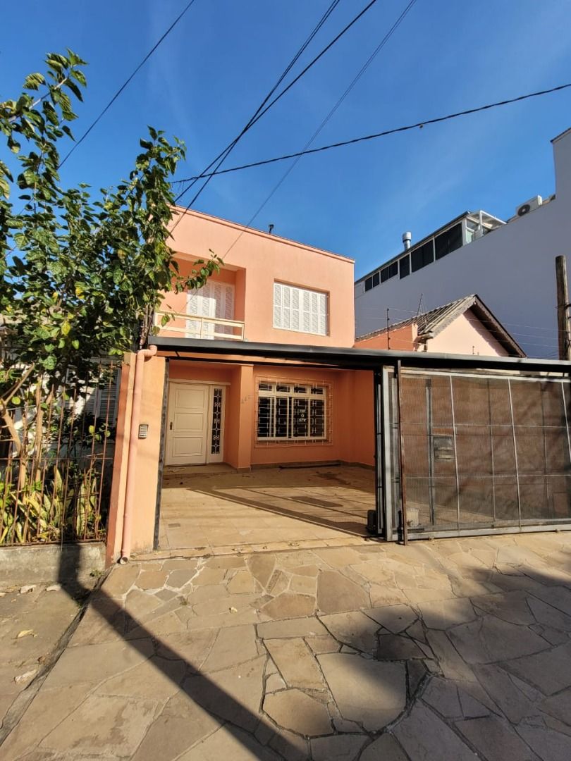 Casa com 4 quartos para aluguel, 240m² - Floresta - Porto Alegre: 