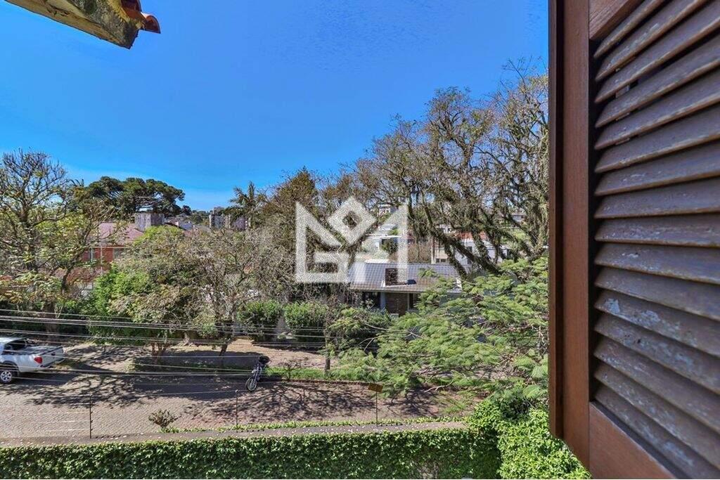 Casa com 4 quartos à venda, 640m² - Três Figueiras - Porto Alegre: 