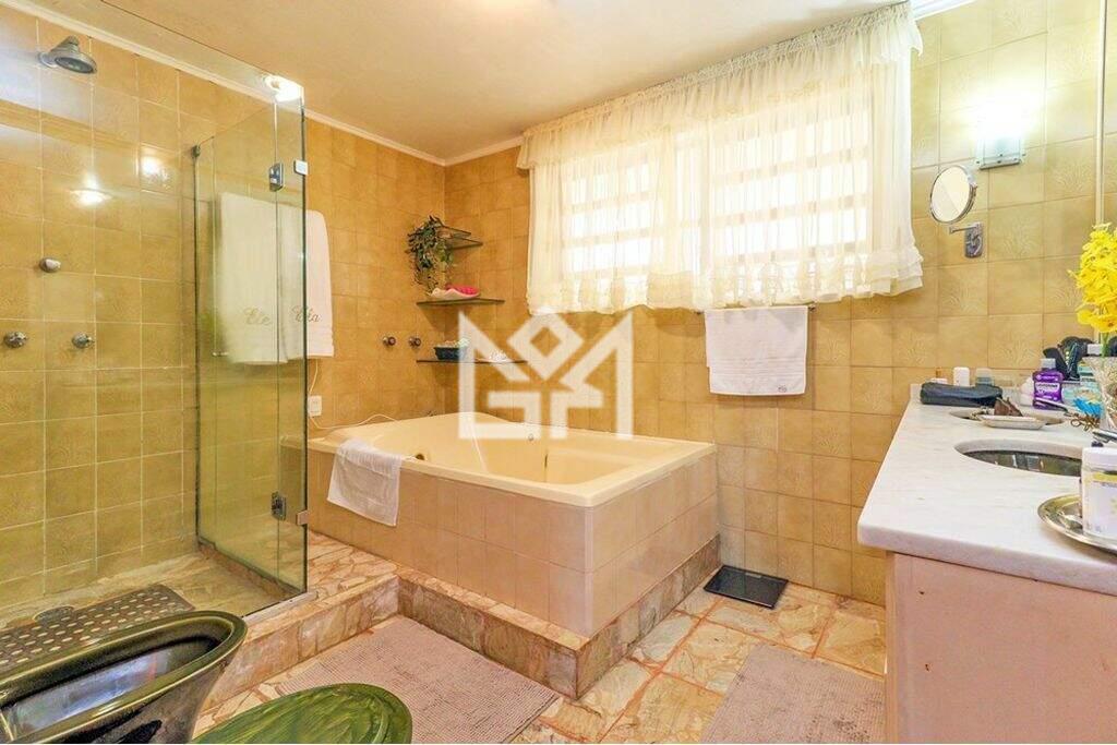 Casa com 4 quartos à venda, 640m² - Três Figueiras - Porto Alegre: 