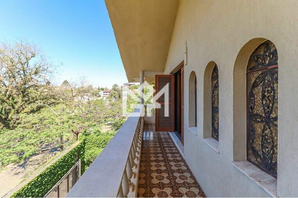 Casa com 4 quartos à venda, 640m² - Três Figueiras - Porto Alegre: 