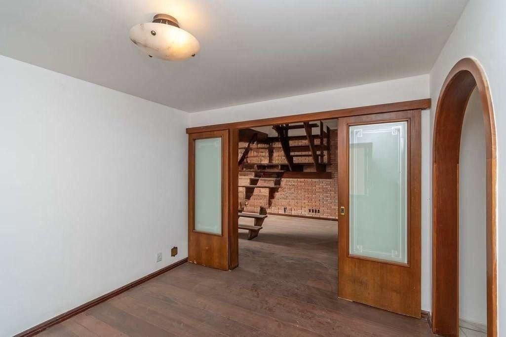 Casa com 3 quartos para aluguel, 220m² - Santana - Porto Alegre: 