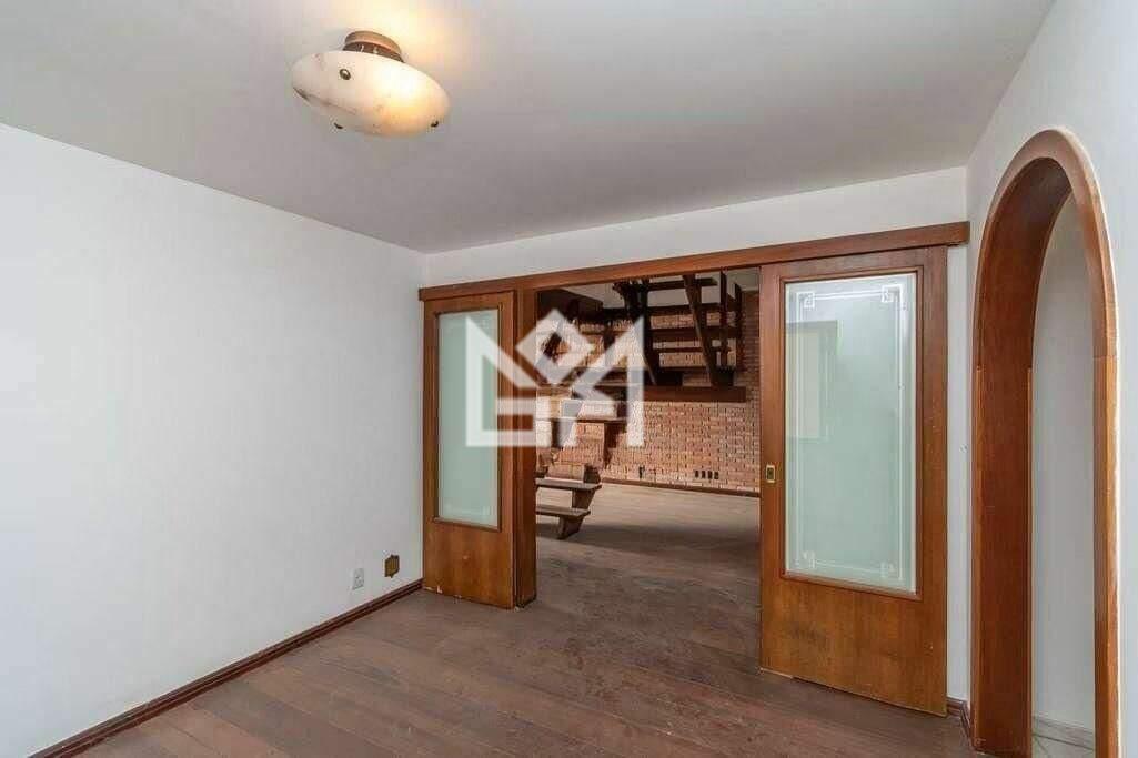 Casa com 3 quartos à venda, 220m² - Santana - Porto Alegre: 