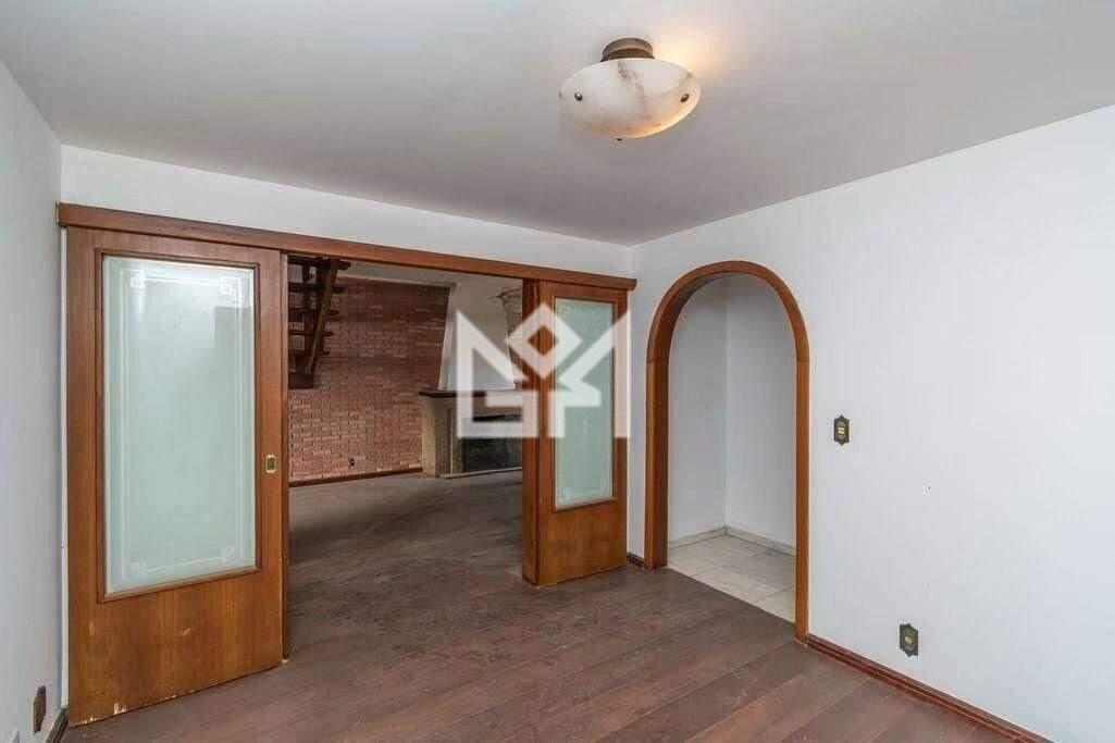 Casa com 3 quartos à venda, 220m² - Santana - Porto Alegre: 