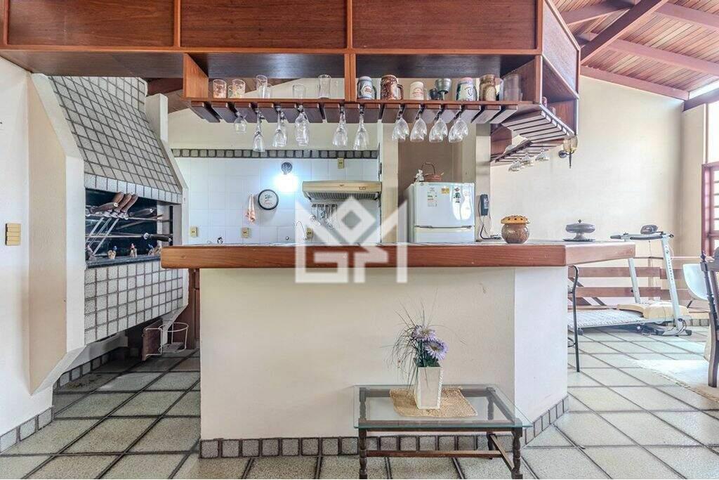 Casa com 3 quartos à venda, 360m² - Chácara das Pedras - Porto Alegre: 