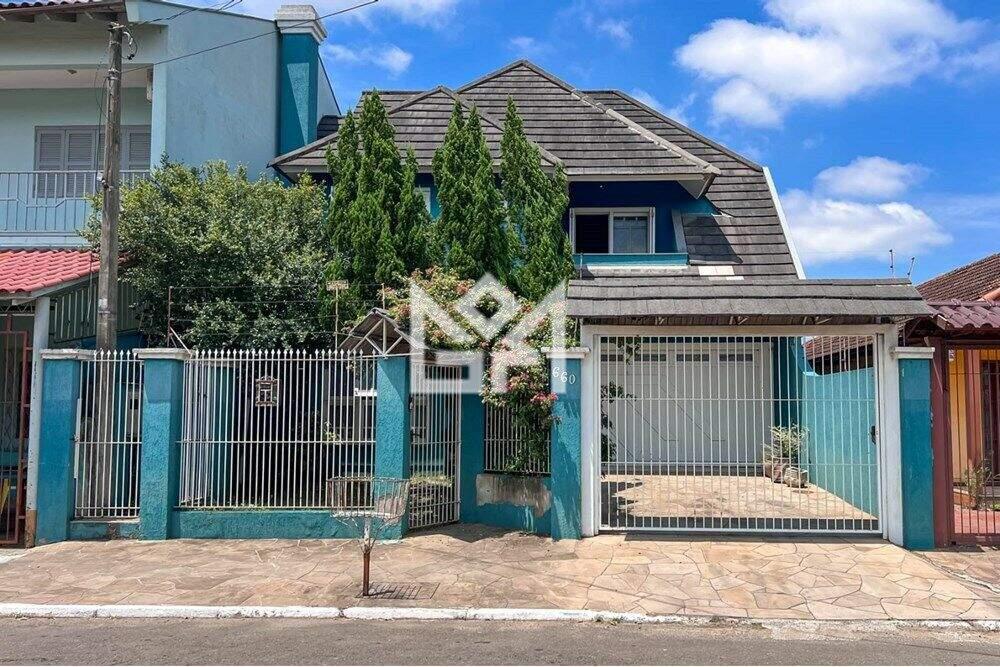 Casa com 4 quartos à venda, 300m² - São Luis - Canoas: 