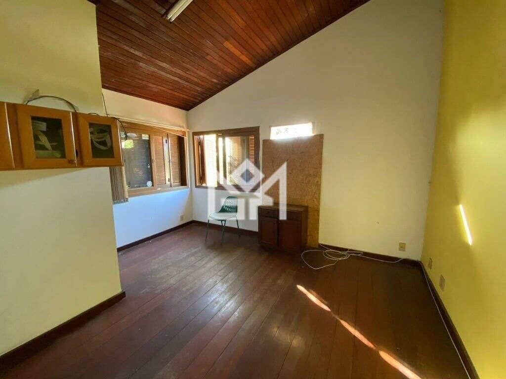 Casa com 4 quartos à venda, 315m² - Tristeza - Porto Alegre: 