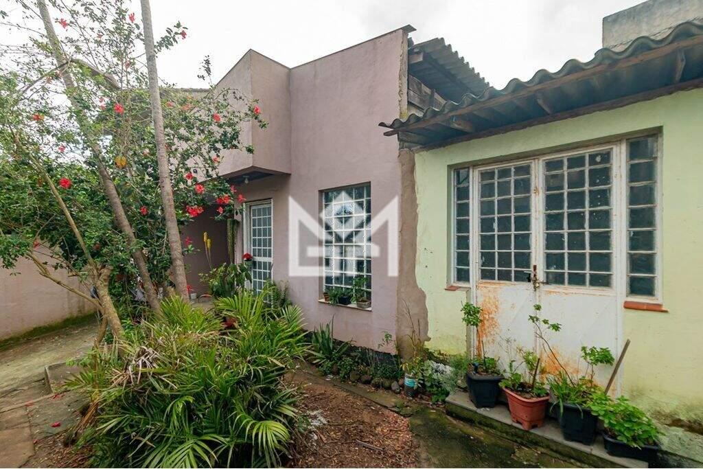 Casa com 3 quartos à venda, 240m² - Jardim Itu Sabará - Porto Alegre: 