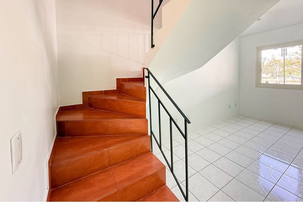 Casa com 2 quartos à venda, 78m² - Fátima - Canoas: 