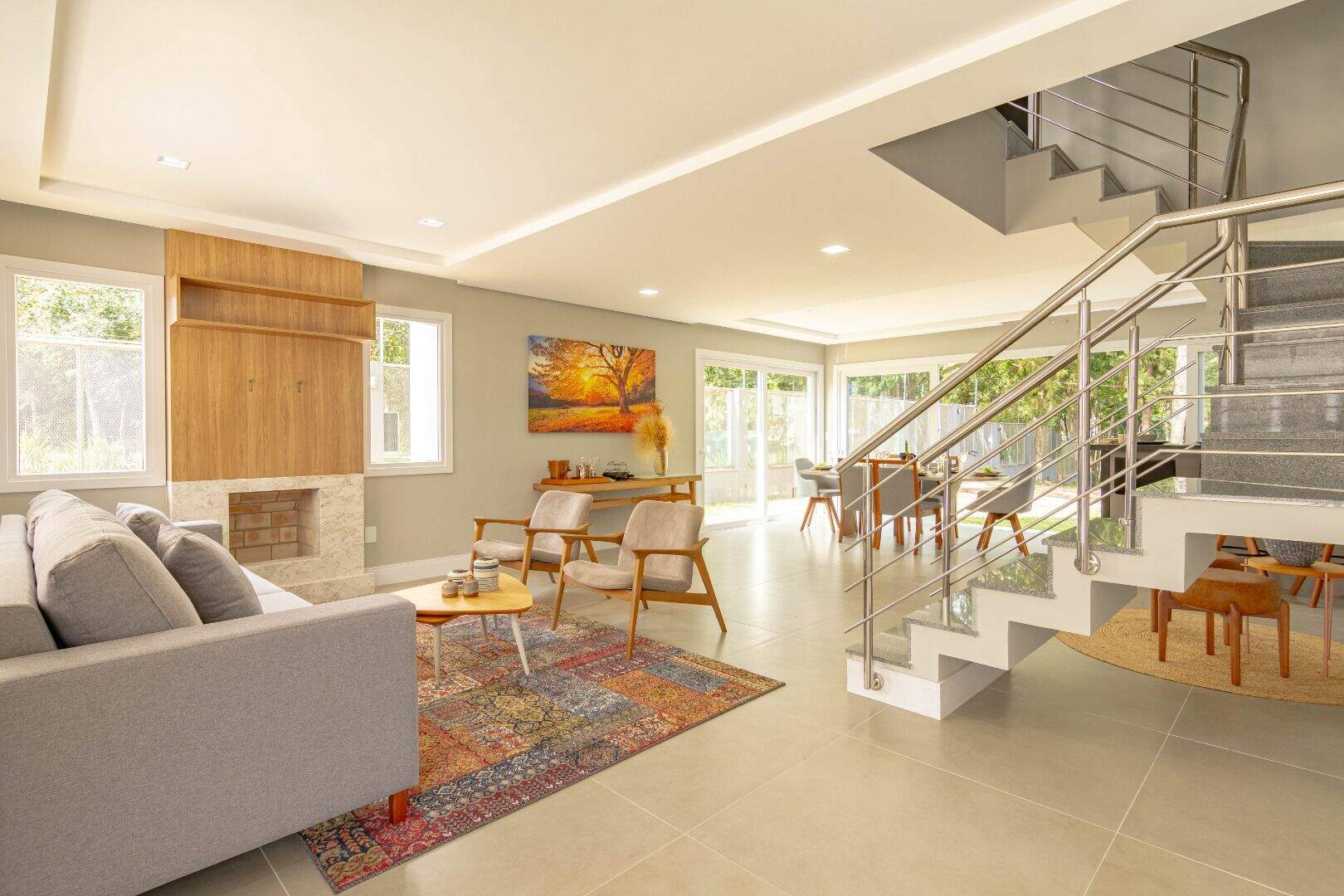 Casa com 3 quartos para aluguel, 310m² - Pedra Redonda - Porto Alegre: 